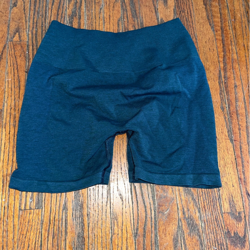 alphalete amplify shorts dark blue